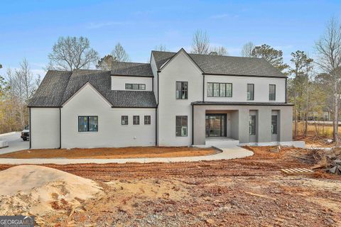 A home in Newnan