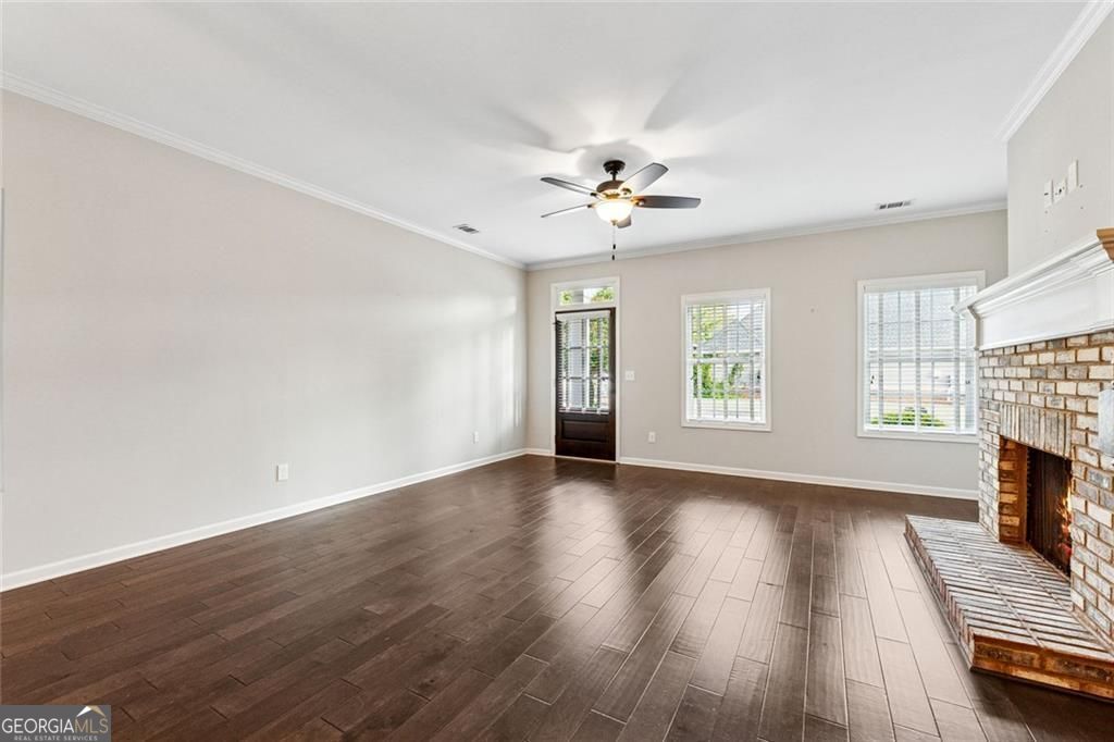 56 Park CIR