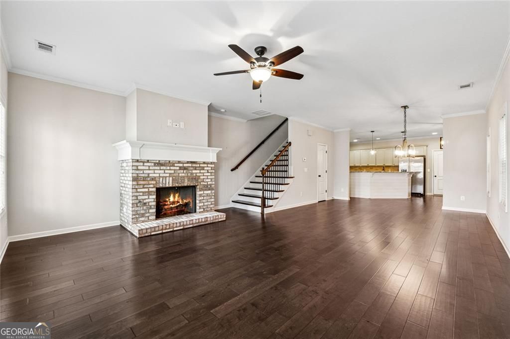 56 Park CIR