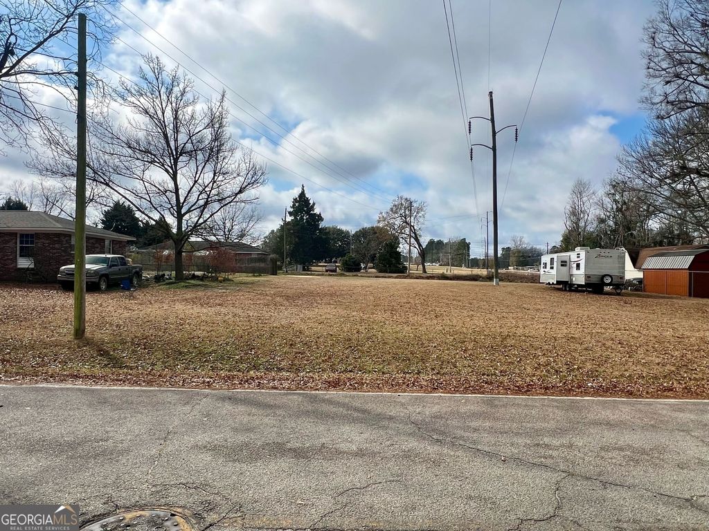 Photo of 408 Moye Drive, Sandersville, GA 31082 (MLS # 10465880)