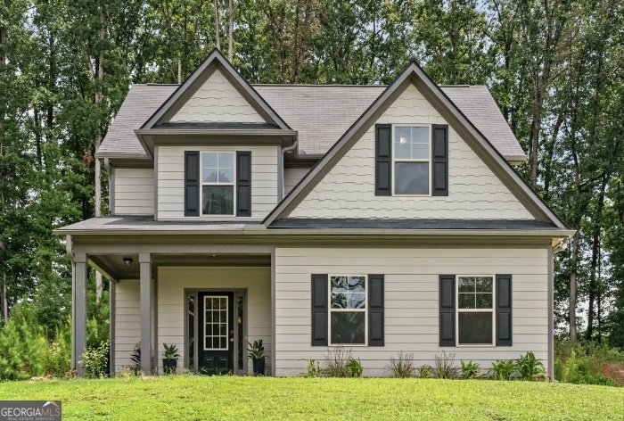 Welcome to this charming two-story home in the desirable Belmont Hills community of Commerce, GA. With 3 bedrooms, 2.5 baths, and an inviting open floor plan, this home offers the perfect balance of style and comfort. Complete with granite countertops, an island, and seamless flow into the family room; a space designed for both everyday living and effortless entertaining. Upstairs, retreat to the primary suite featuring a double vanity bath. Two additional bedrooms provide plenty of space for family, guests, or a home office, all within the backdrop of the superb and highly sought-after Commerce school district. This home combines modern convenience with small-town charm. With its inviting layout and excellent location, this home is ready to deliver both comfort and everyday joy to its next owner. Please check out walk through Video of home Here is the link; https://www.youtube.com/watch?v=SCABDqjs-vQ