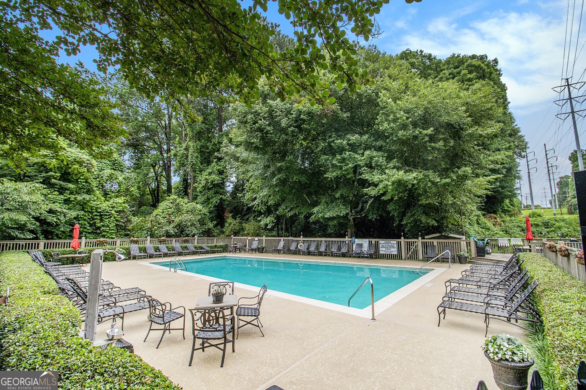 1445 Monroe DR NE F10