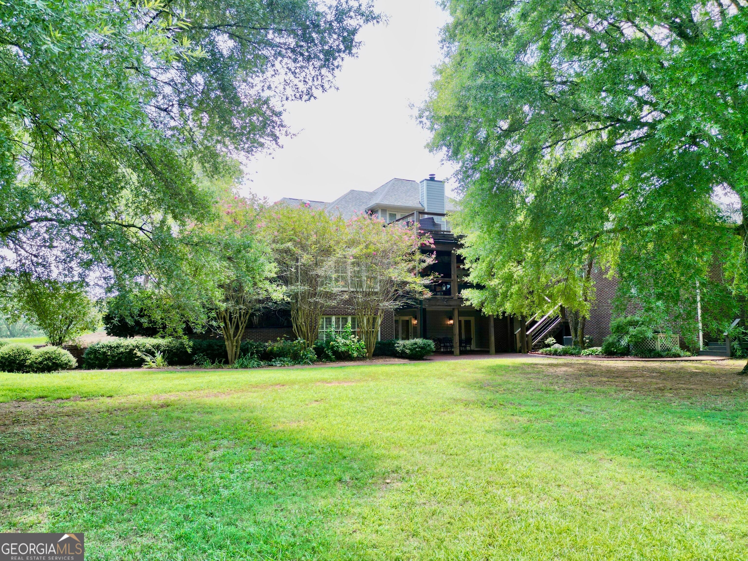 200 Shoals Ferry RD SE