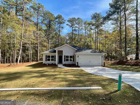 112 Holly LN Woodbury GA 30293