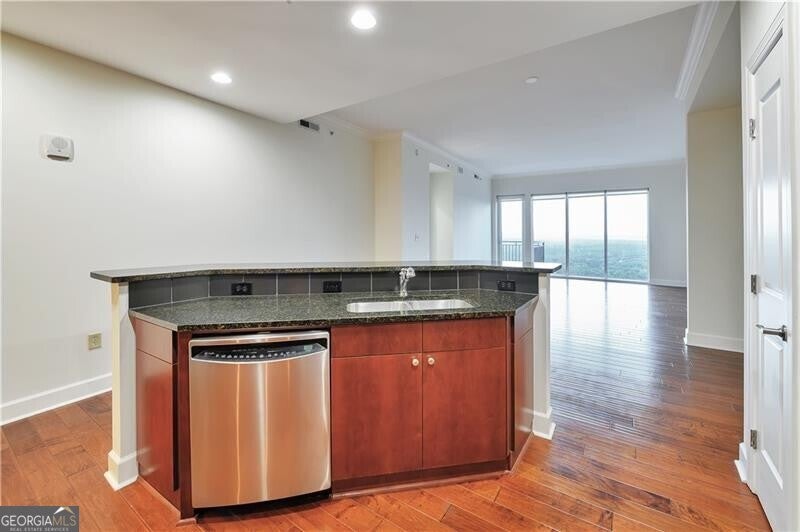 Photo of 2950 Mount Wilkinson Parkway SE #411, Atlanta, GA 30339 (MLS # 10811617)