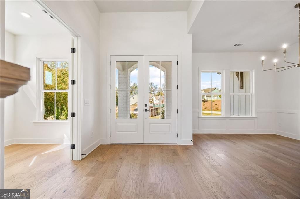 Gainesville, Georgia 30506, United States, 5 Bedrooms Bedrooms, ,5 BathroomsBathrooms,Residential,Active,222247