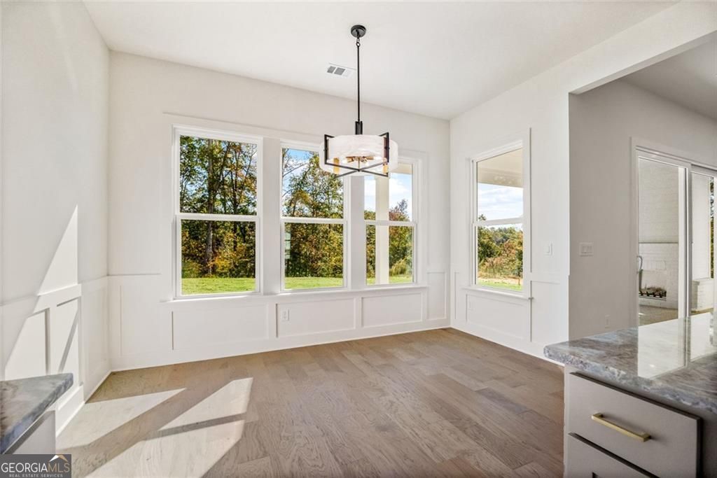 Gainesville, Georgia 30506, United States, 5 Bedrooms Bedrooms, ,5 BathroomsBathrooms,Residential,Active,222247