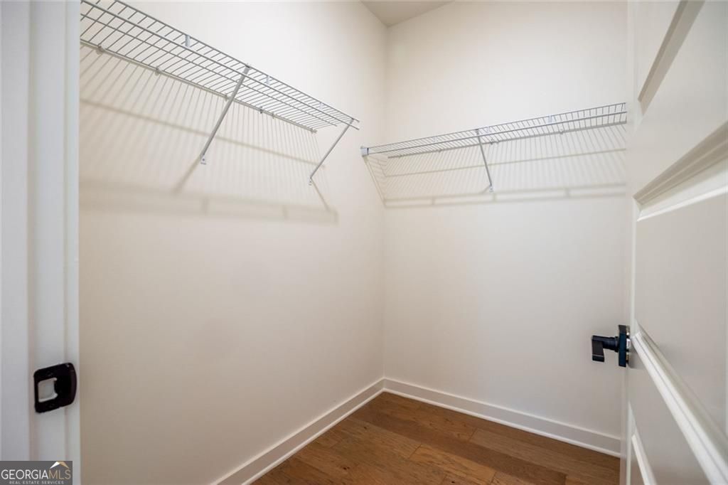 Gainesville, Georgia 30506, United States, 5 Bedrooms Bedrooms, ,5 BathroomsBathrooms,Residential,Active,222247