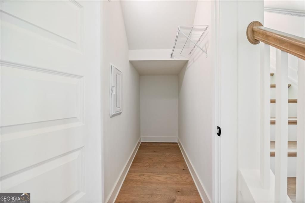 Gainesville, Georgia 30506, United States, 5 Bedrooms Bedrooms, ,5 BathroomsBathrooms,Residential,Active,222247