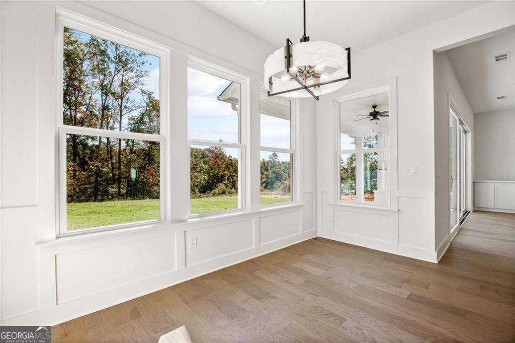 Gainesville, Georgia 30506, United States, 5 Bedrooms Bedrooms, ,5 BathroomsBathrooms,Residential,Active,222247