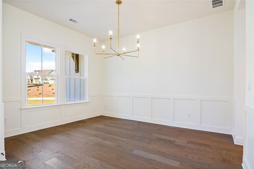 Gainesville, Georgia 30506, United States, 5 Bedrooms Bedrooms, ,5 BathroomsBathrooms,Residential,Active,222247