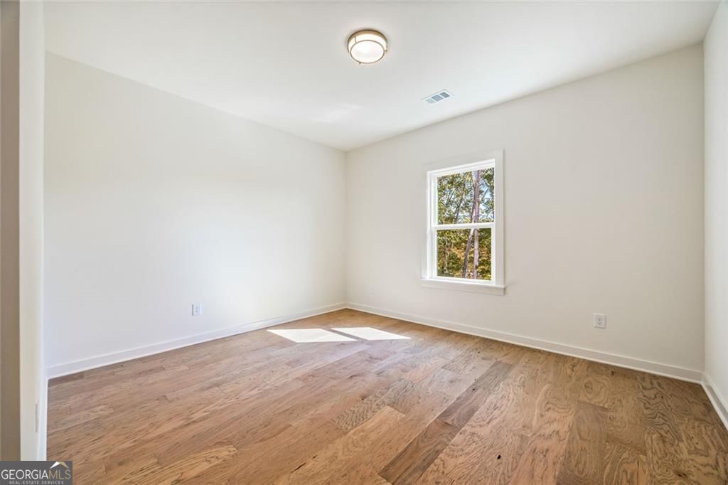 Gainesville, Georgia 30506, United States, 5 Bedrooms Bedrooms, ,5 BathroomsBathrooms,Residential,Active,222247