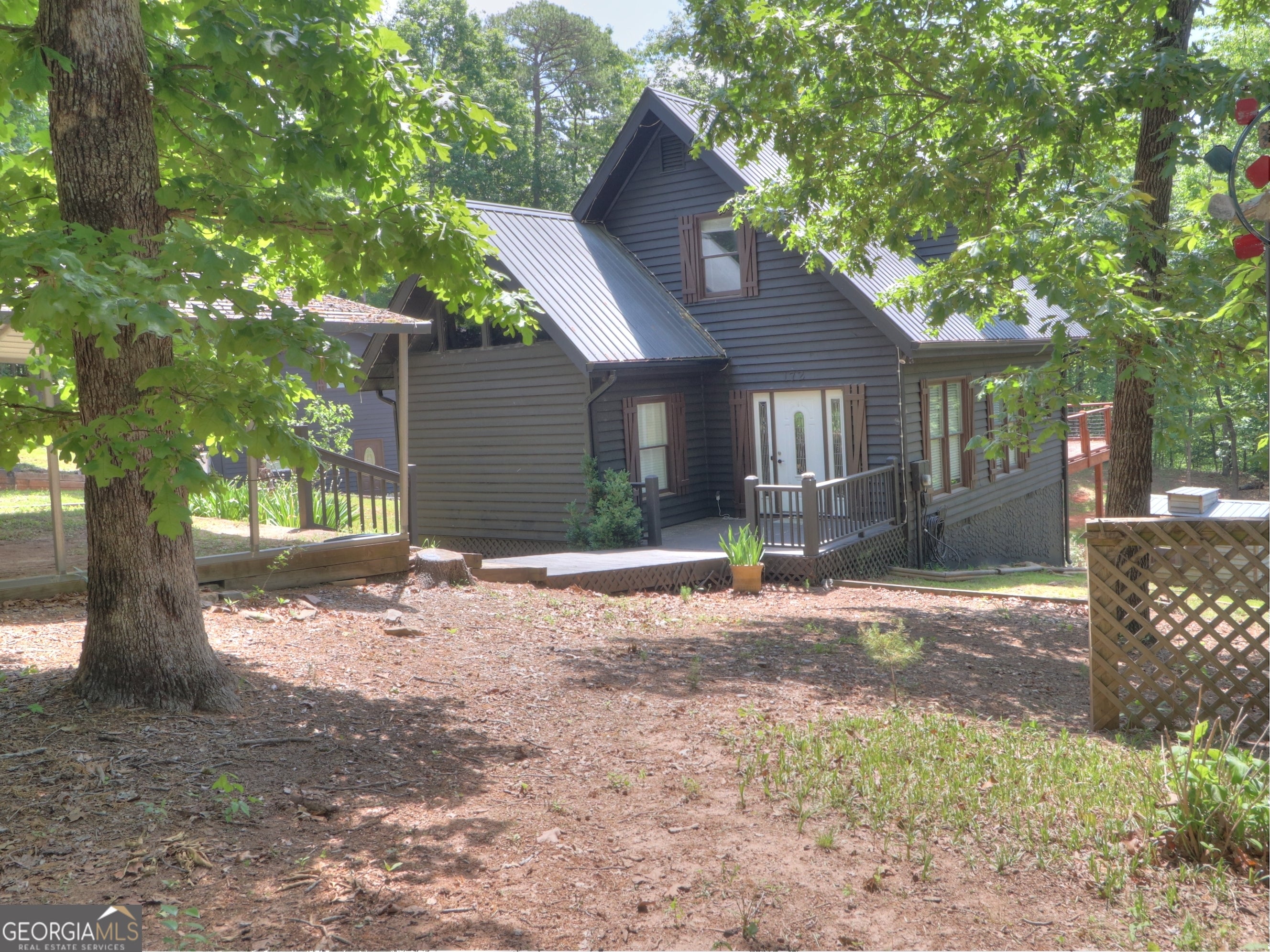 172 Beacon Hill DR