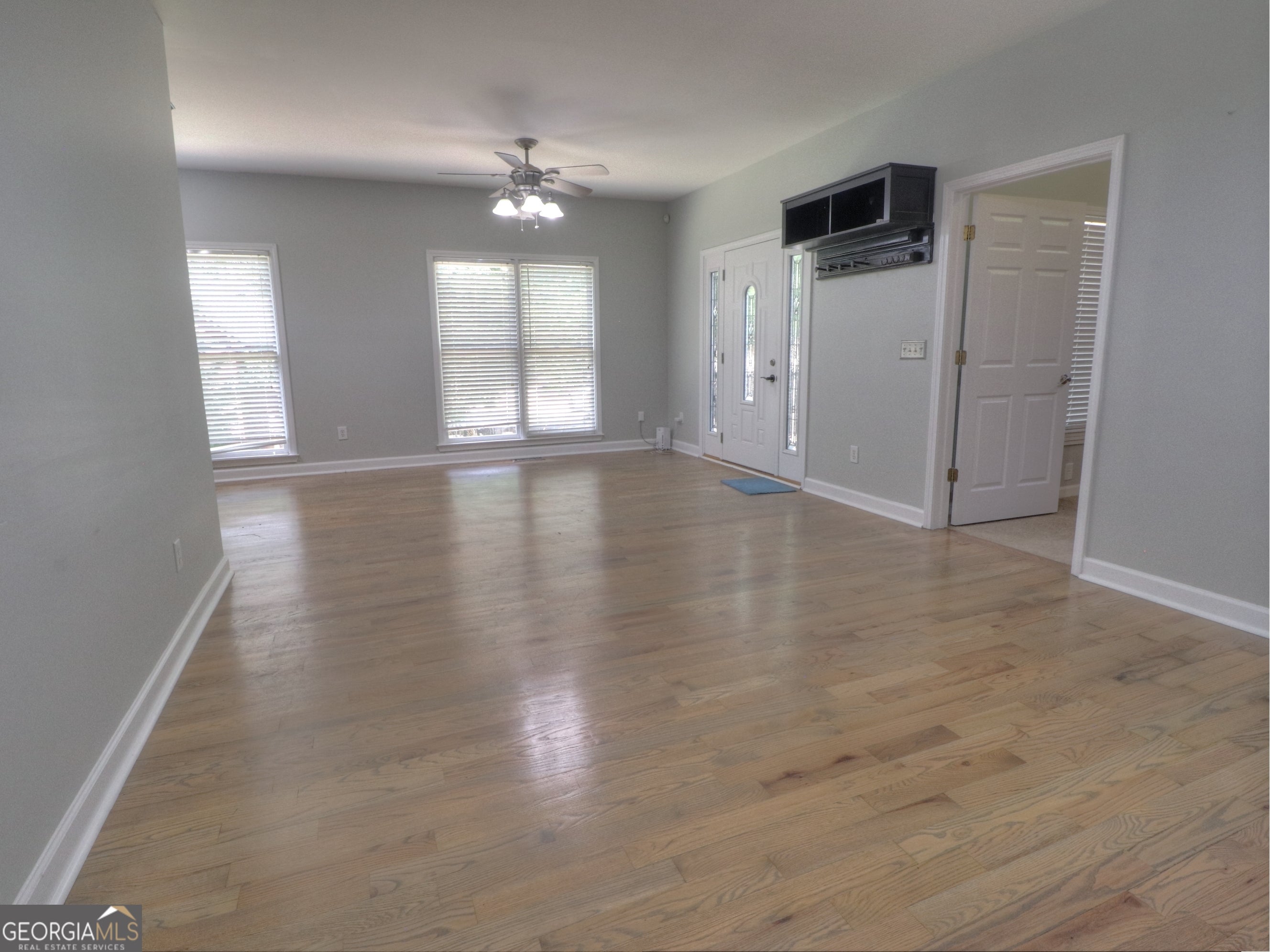 172 Beacon Hill DR