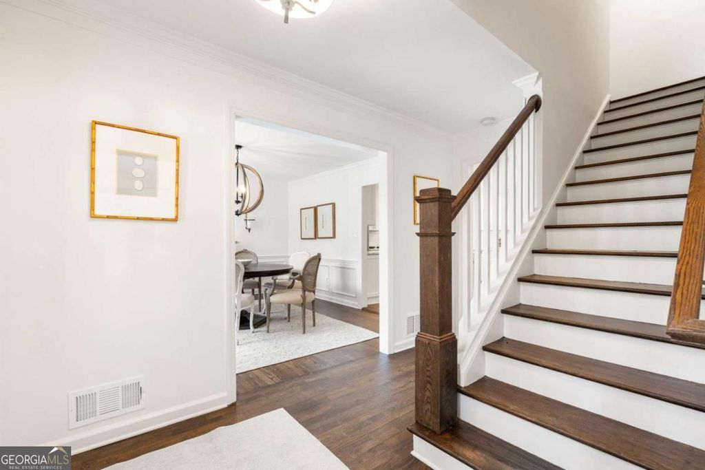 Photo of 6615 Williamson Drive, Atlanta, GA 30328 (MLS # 10714083)