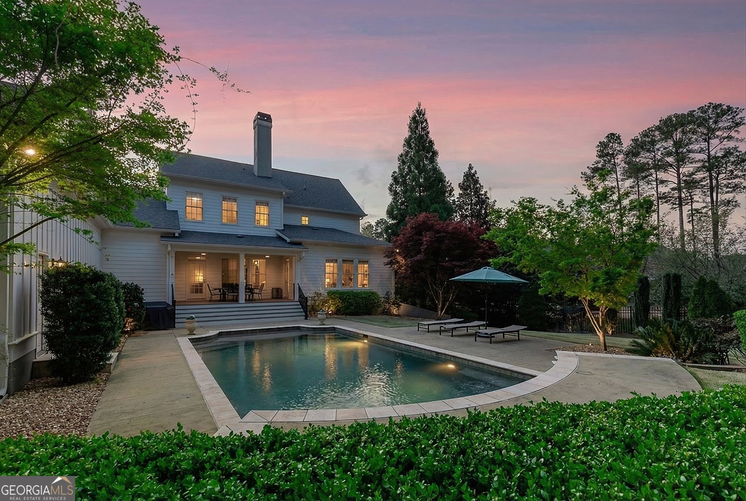 620 Saint Charles PL