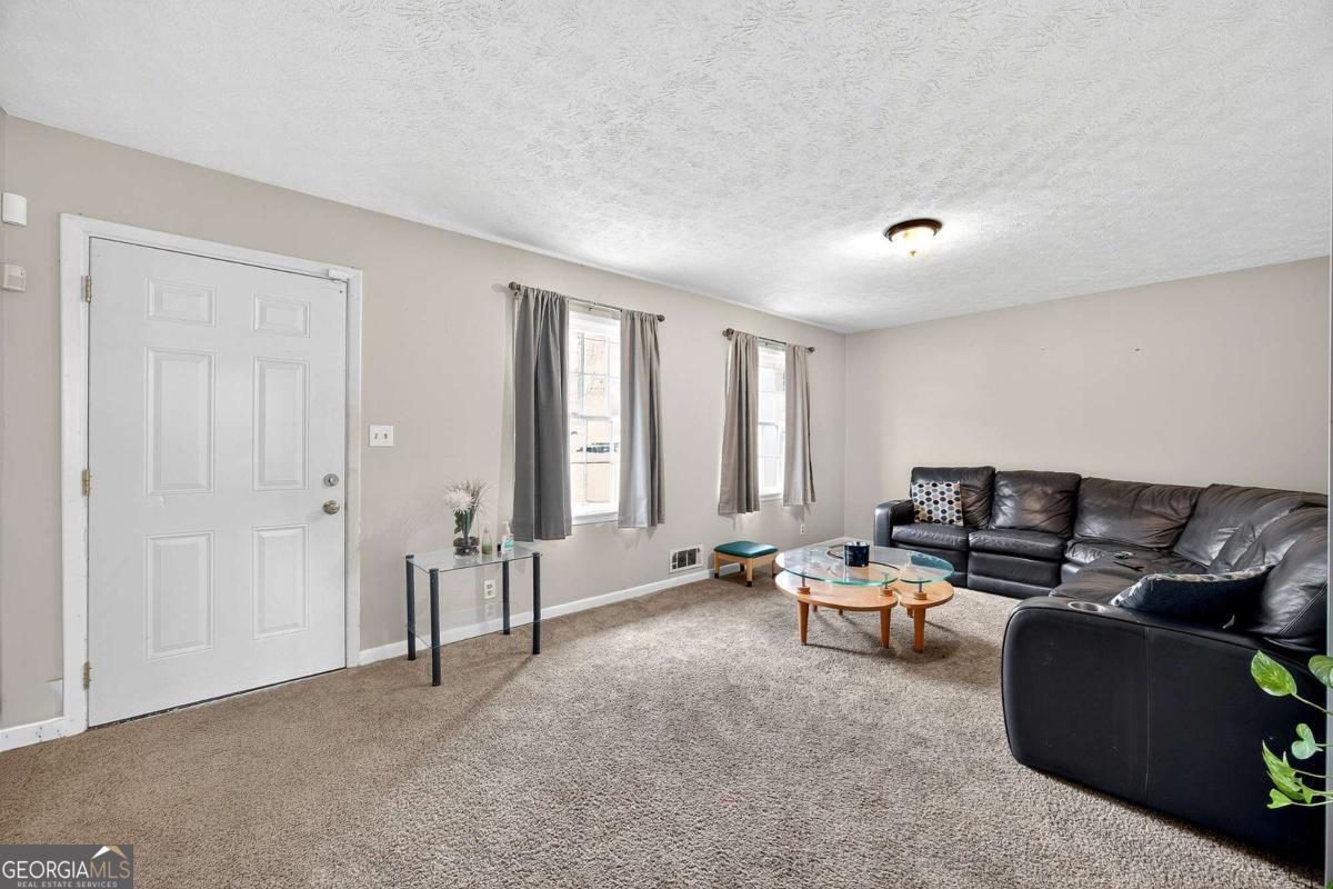 6076 Mount Zion BLVD