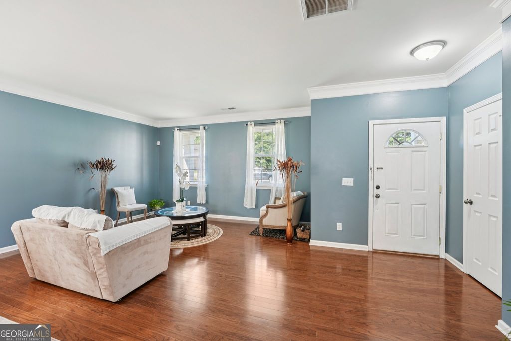 Photo of 3058 Parkland View, Atlanta, GA 30331 (MLS # 10708154)