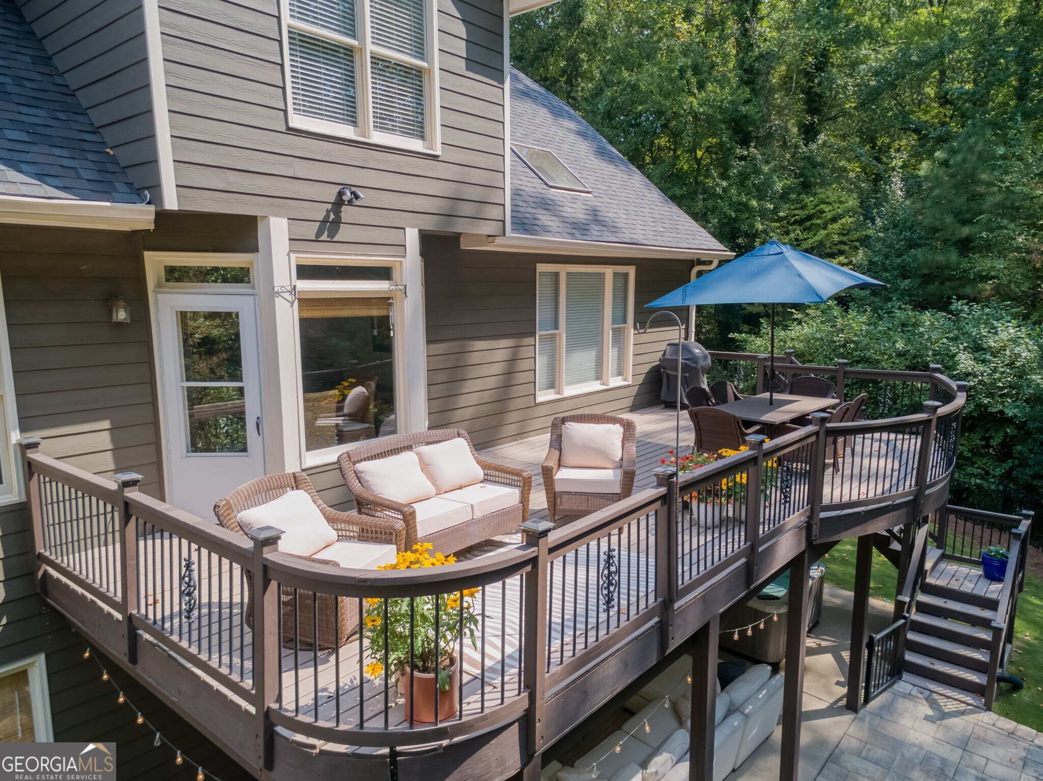 1500 Downington RUN NW