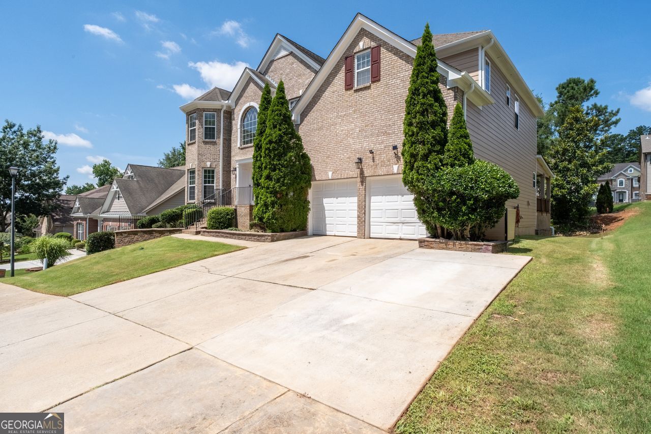 3717 Shady Maple DR