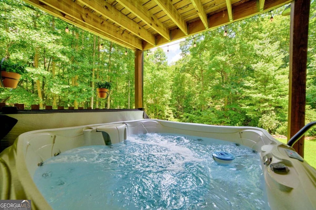 Photo of 50 Trails End Ct, Ellijay, GA 30536 (MLS # 10841371)