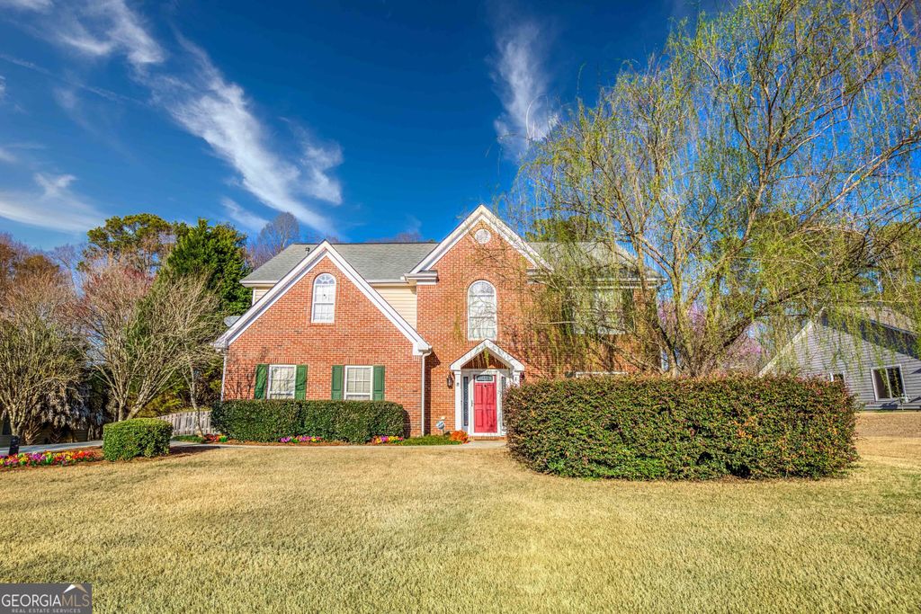 Photo of 3520 Lochmill Drive, Loganville, GA 30052 (MLS # 10707483)