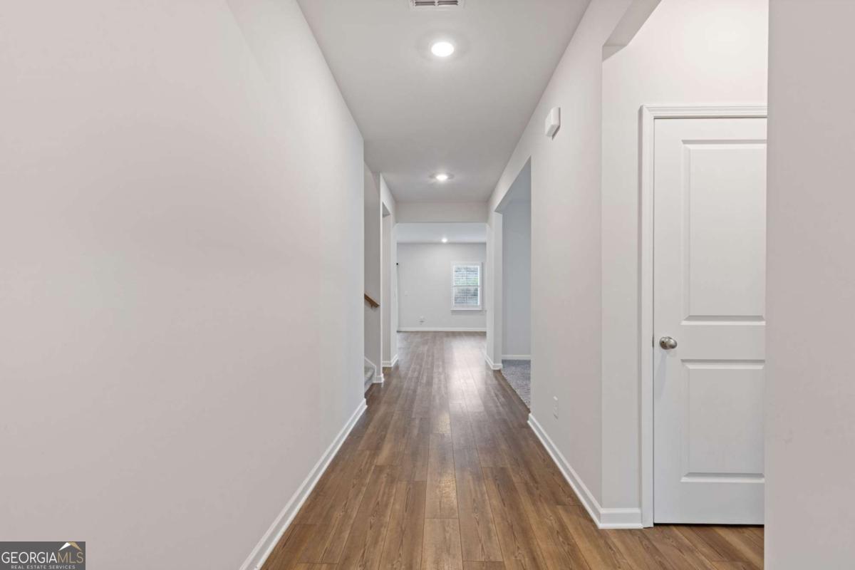 6039 Hickory Creek CT