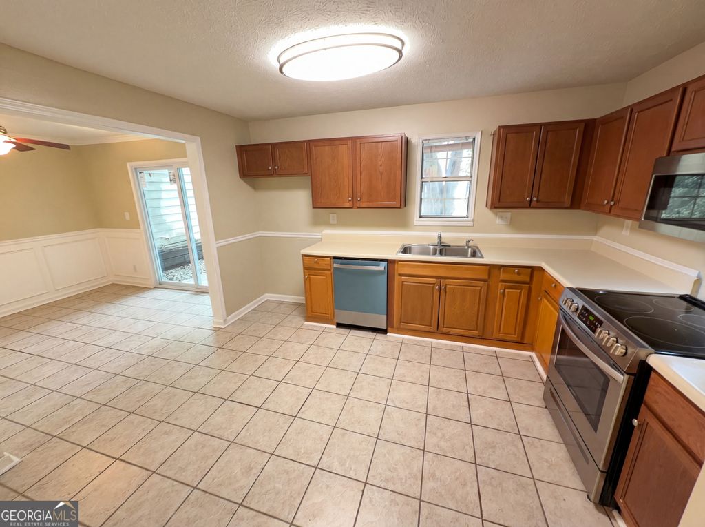 Photo of 105 Vineyard Pond Drive, Norcross, GA 30071 (MLS # 10699933)