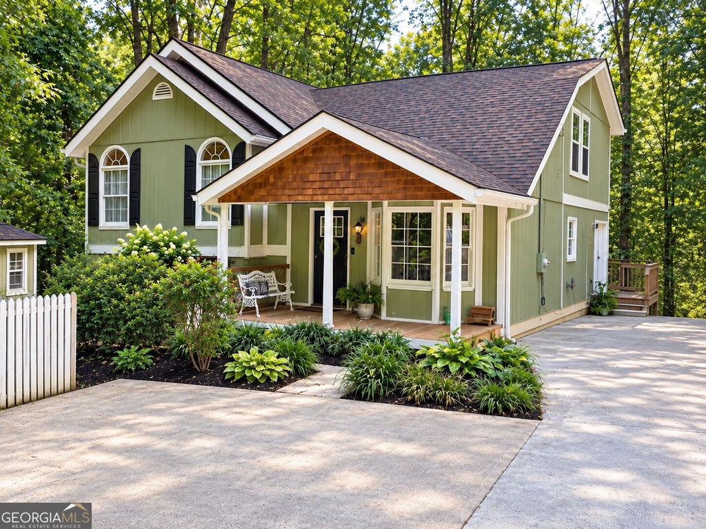 Photo of 150 Silver Fox Drive, Dawsonville, GA 30534 (MLS # 10881533)