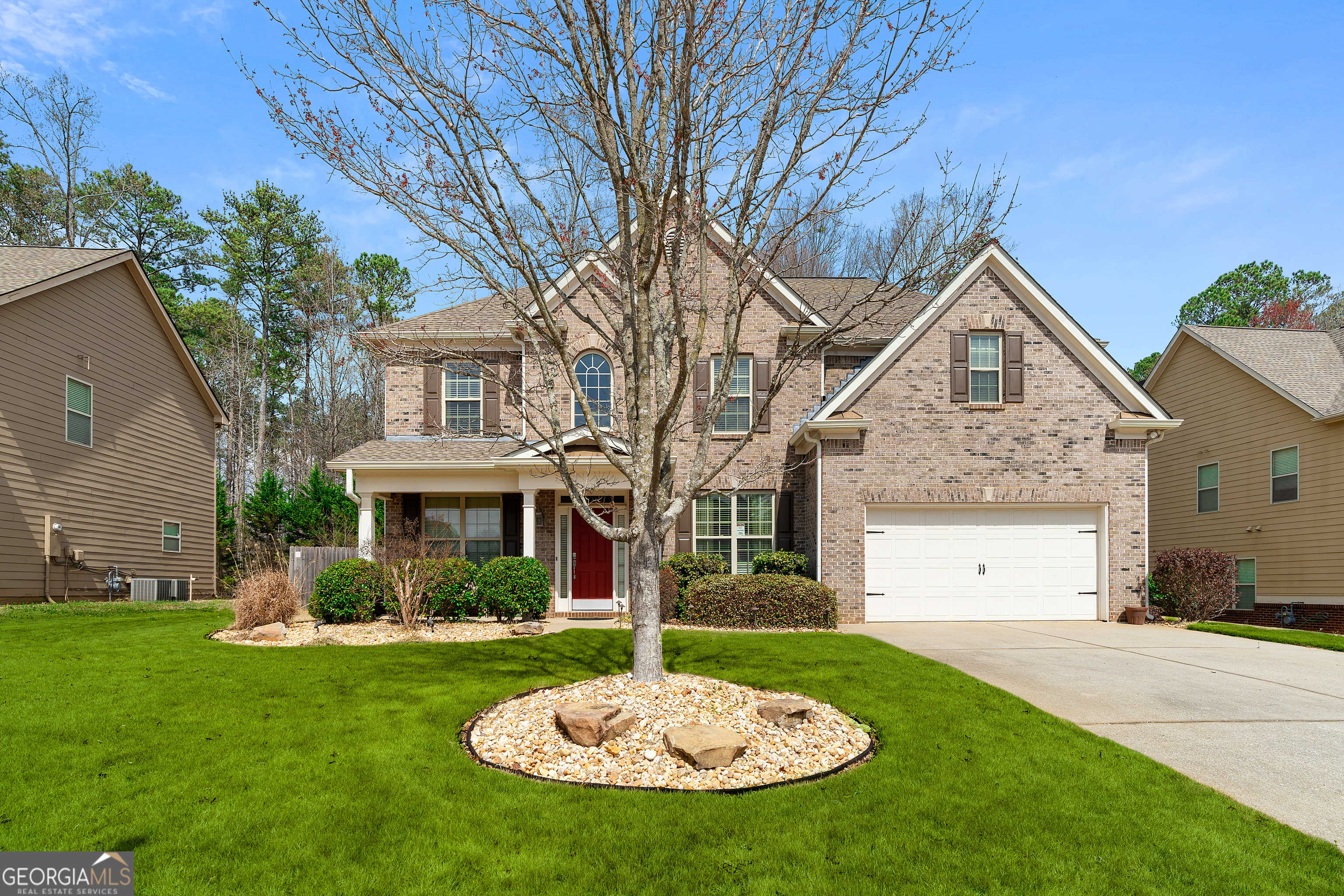 1070 Cureton DR