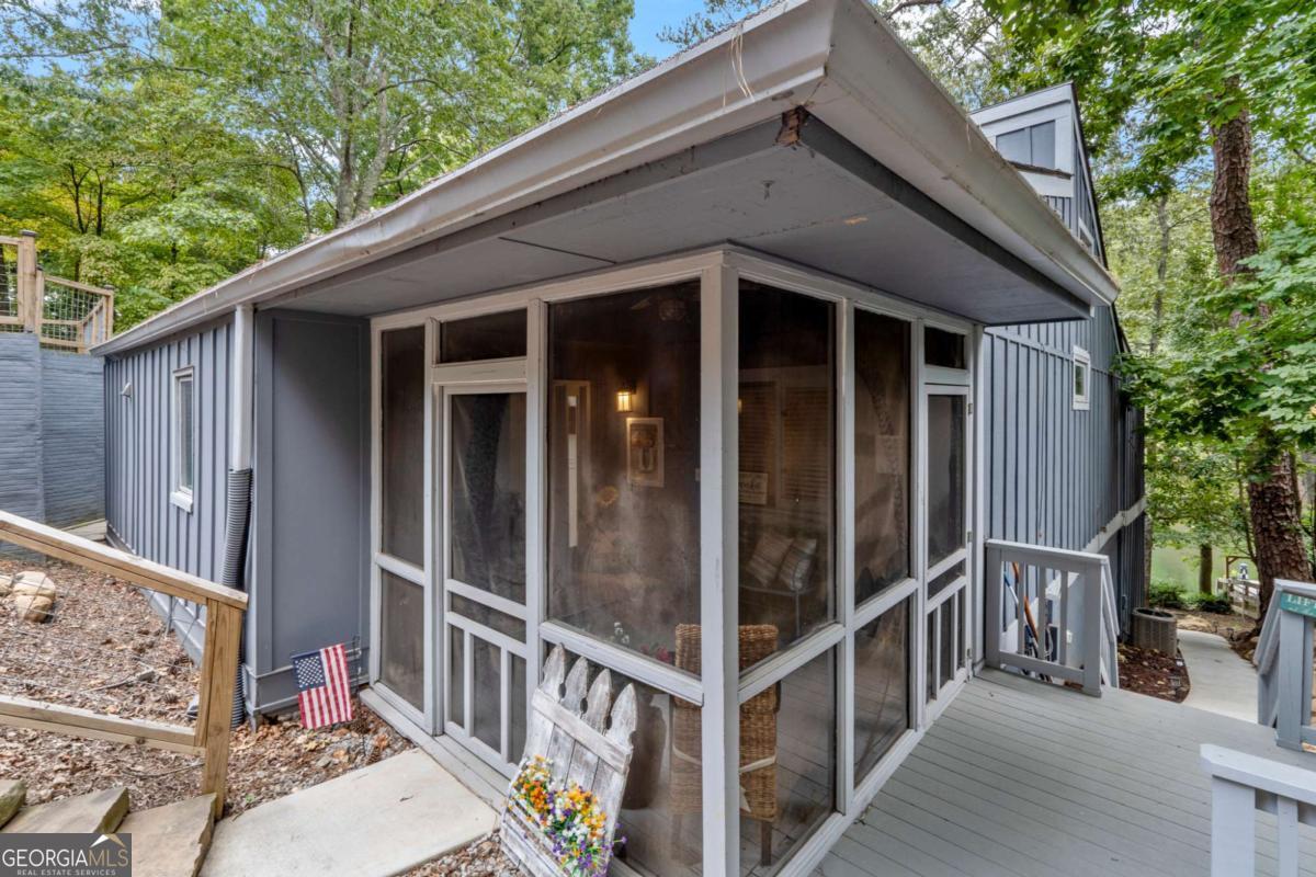 114 Narrows LOOP