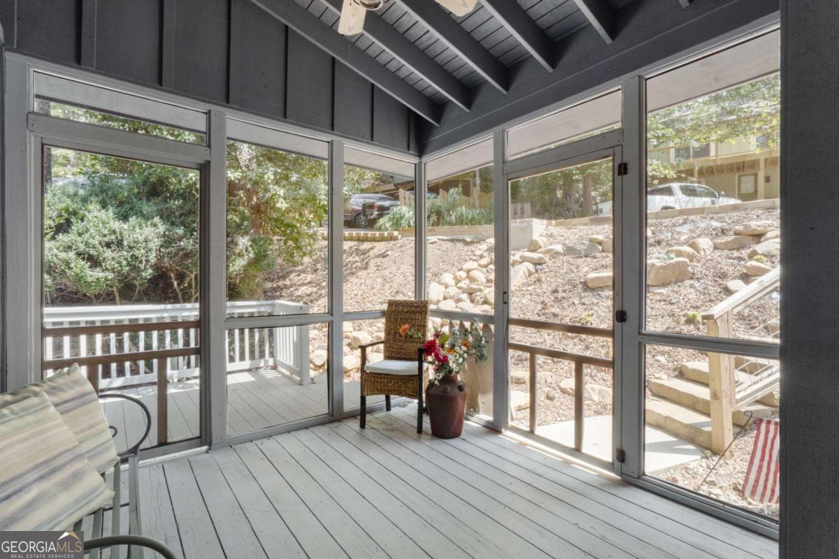 114 Narrows LOOP
