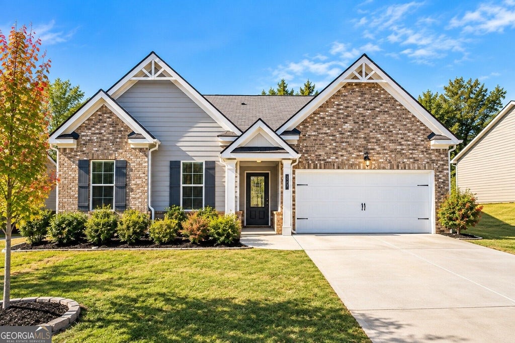 Photo of 377 Hellen Valley Drive, Braselton, GA 30517 (MLS # 10850697)
