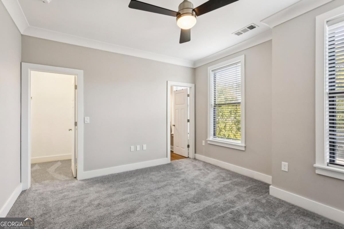 Riverside - Commercial Sale