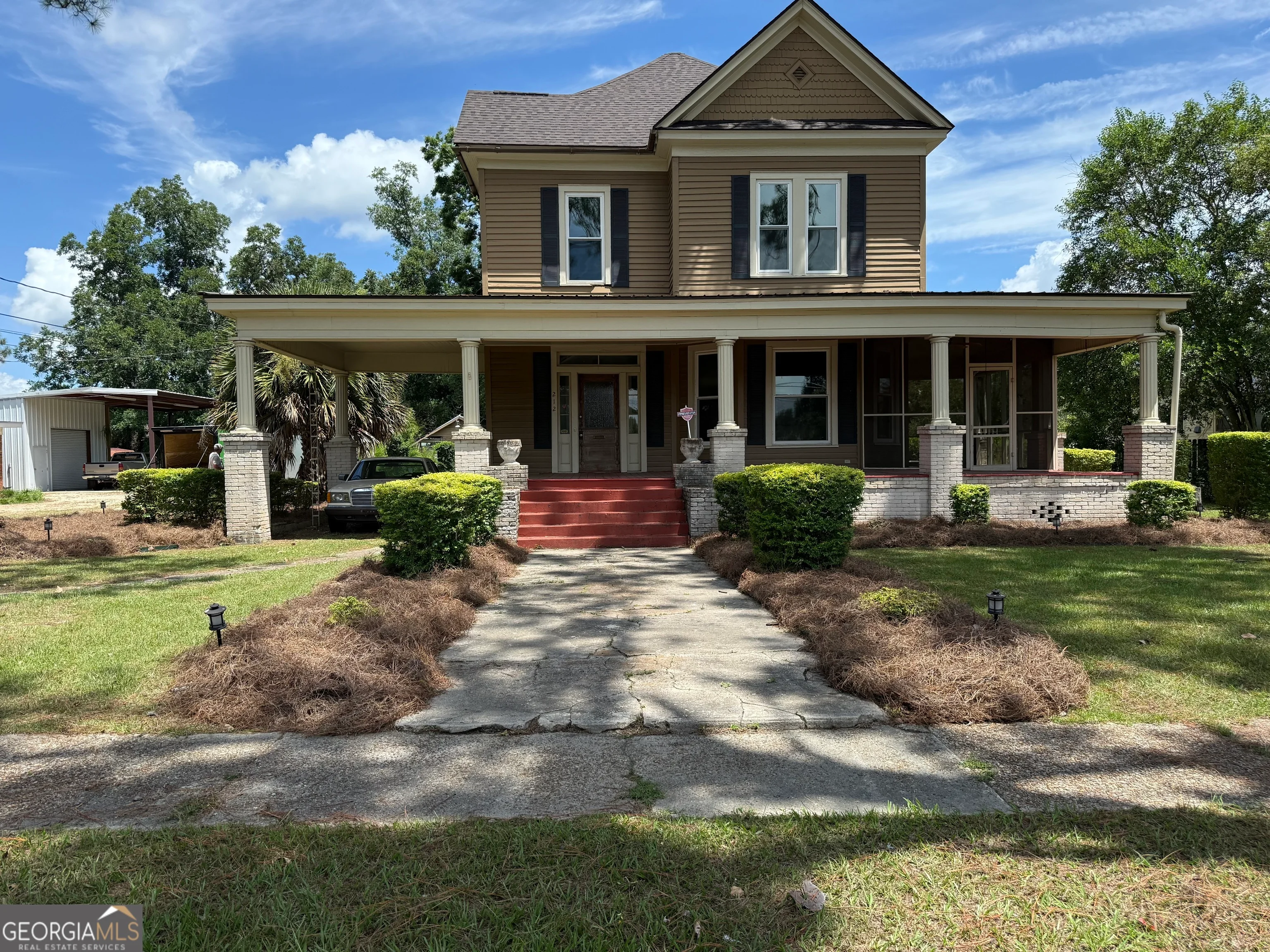212 Hand Avenue W, Pelham, GA, 31779
