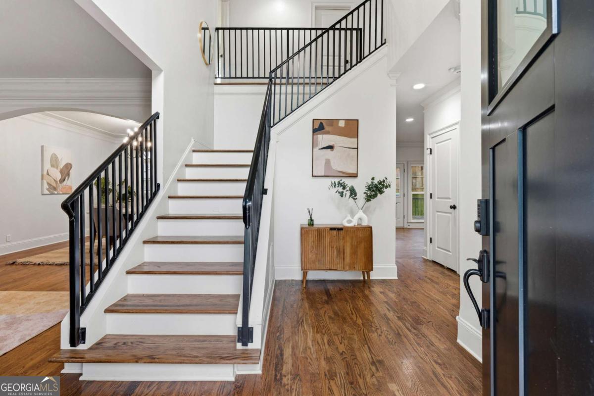 4221 Willow Oak DR