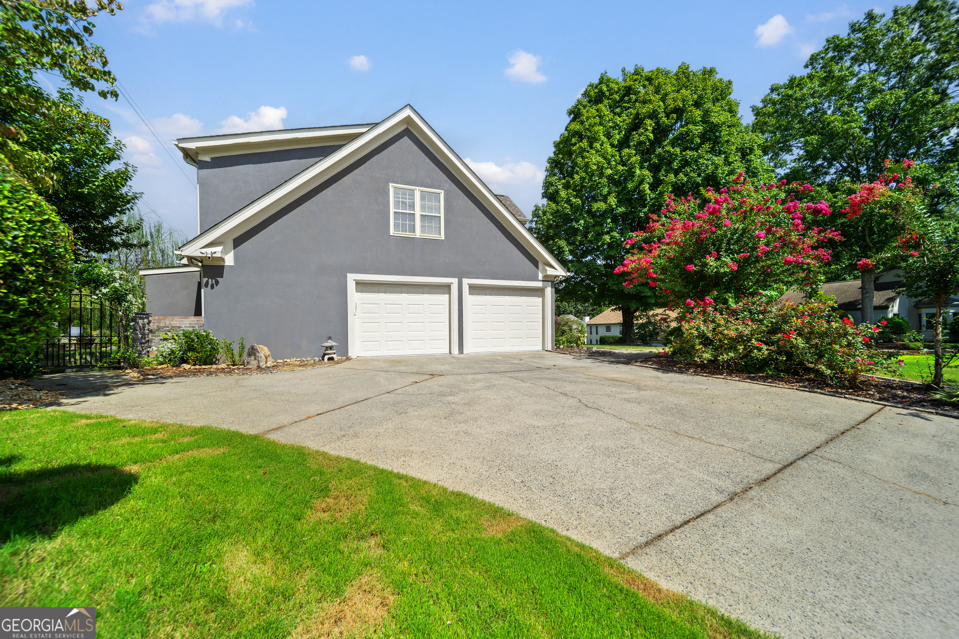931 New Bedford DR