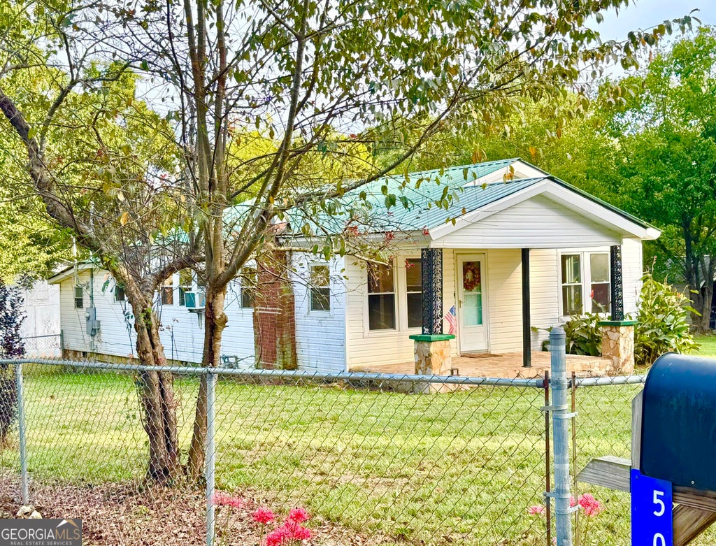 Photo of 521 Greeson Street, Summerville, GA 30747 (MLS # 10869946)