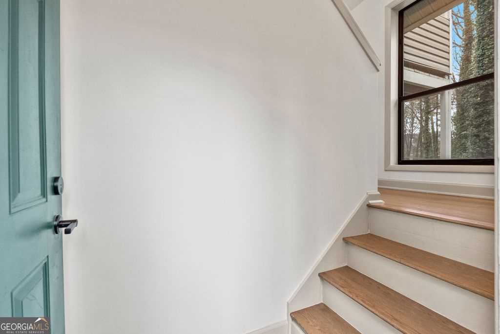 Photo of 515 Wynnes Ridge Circle Circle SE, Marietta, GA 30067 (MLS # 10656135)