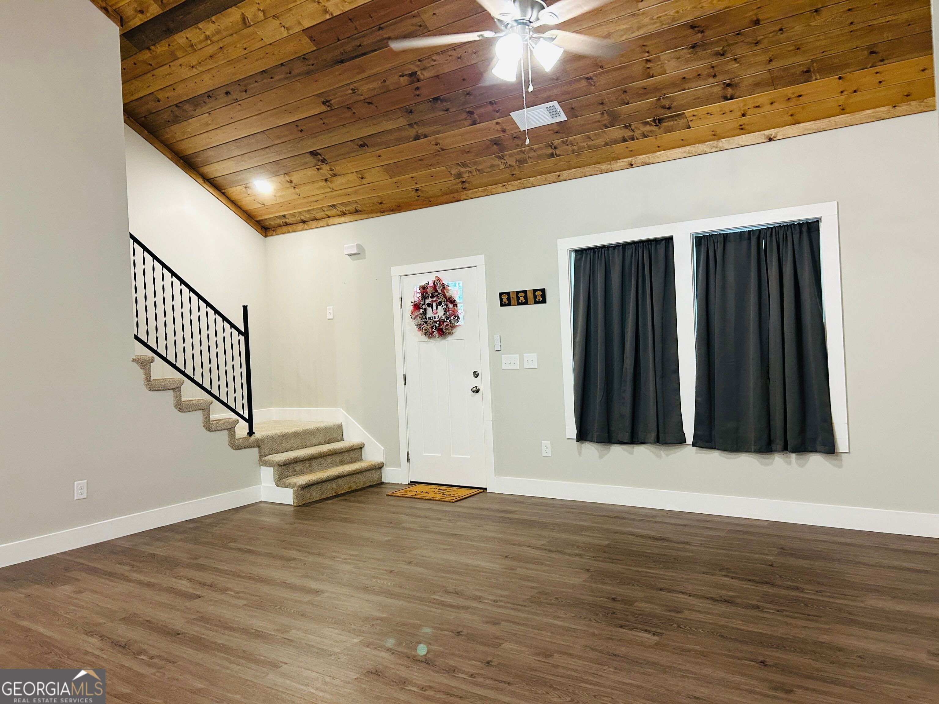 1027 Roberts Rd
