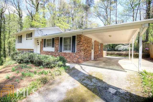 This well-maintained home with thoughtful updates is located in sought-after Sexton Woods. Prominently perched atop a hill this home boasts 2 large living rooms, a newer roof and HVAC, covered parking, large master with en suite, private rear patio, all appliances included and fully encapsulated crawlspace. Walk to shops, pubs, restaurants, grocery or Blackburn Park for hiking and lighted-tennis. Move right in and make this home !