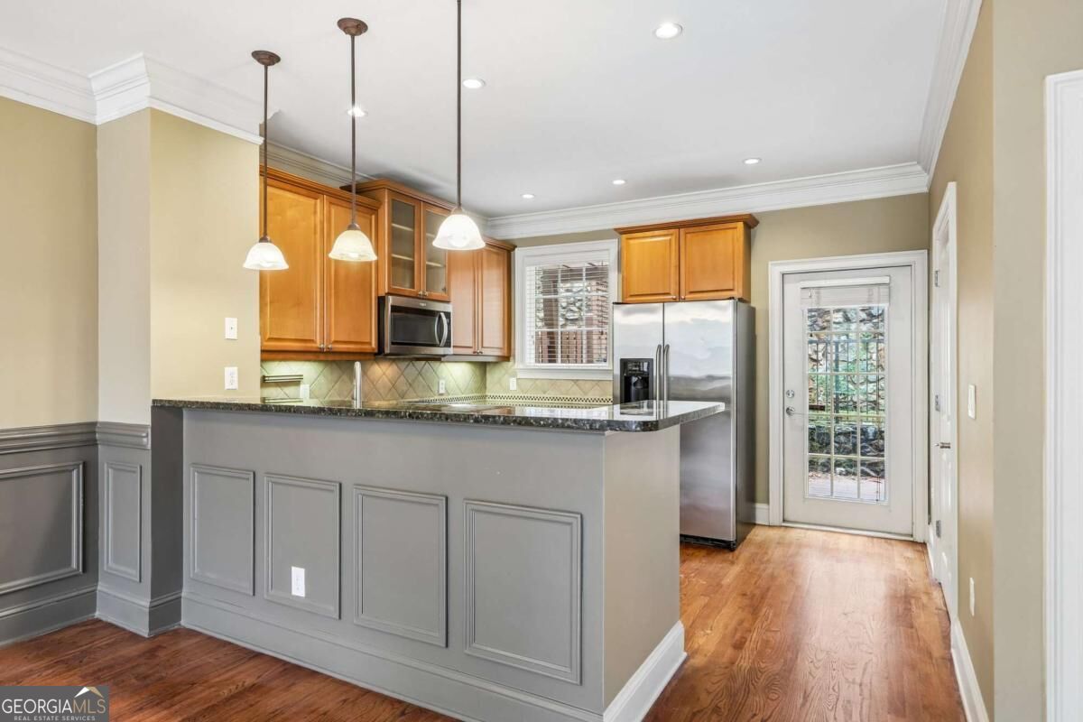 1439 Ashford Creek CIR NE