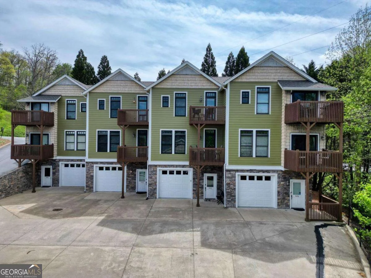 1401 Lakeside Road Unit 502