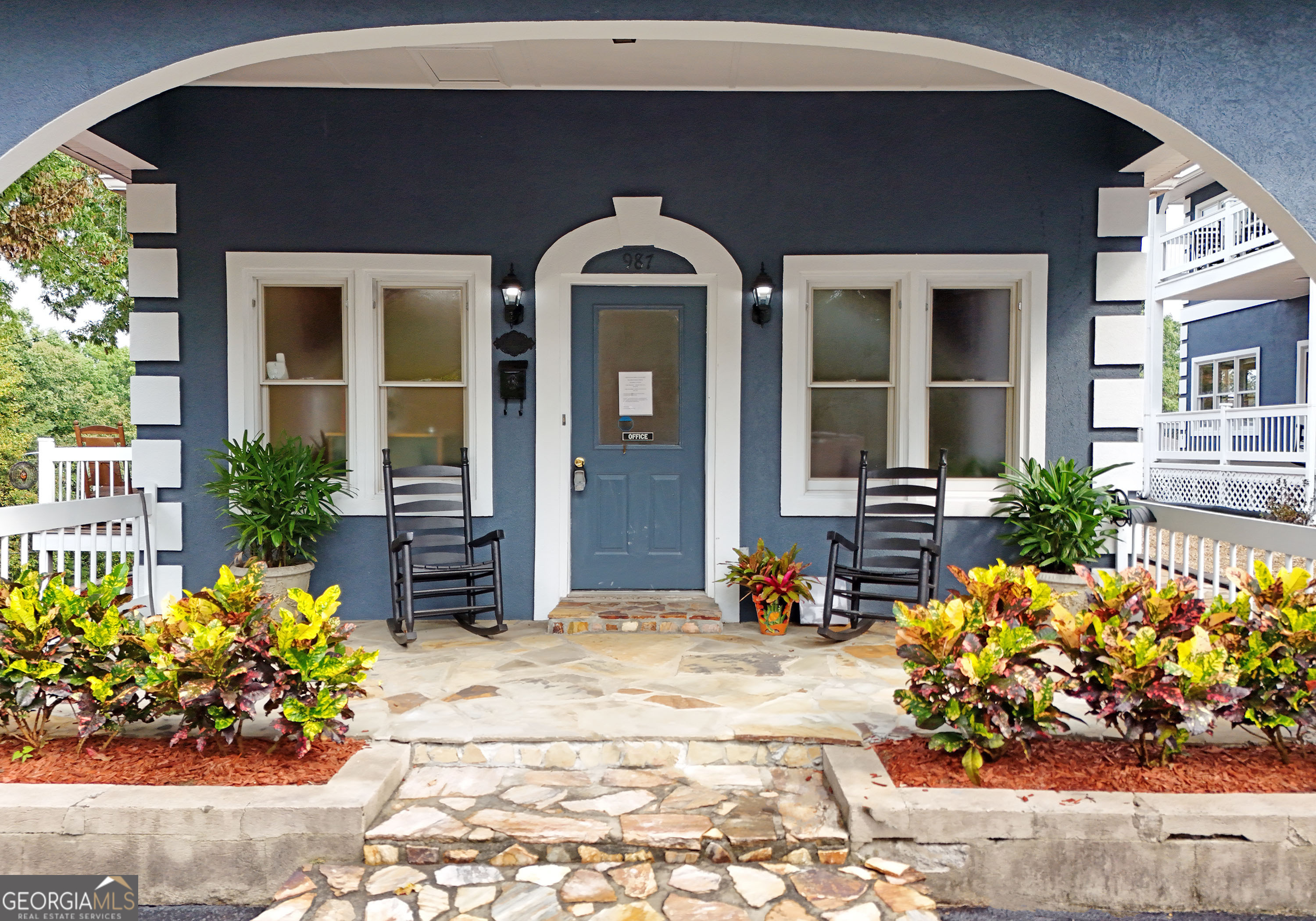 Whitepath Lodge and Resort - Commercial Sale