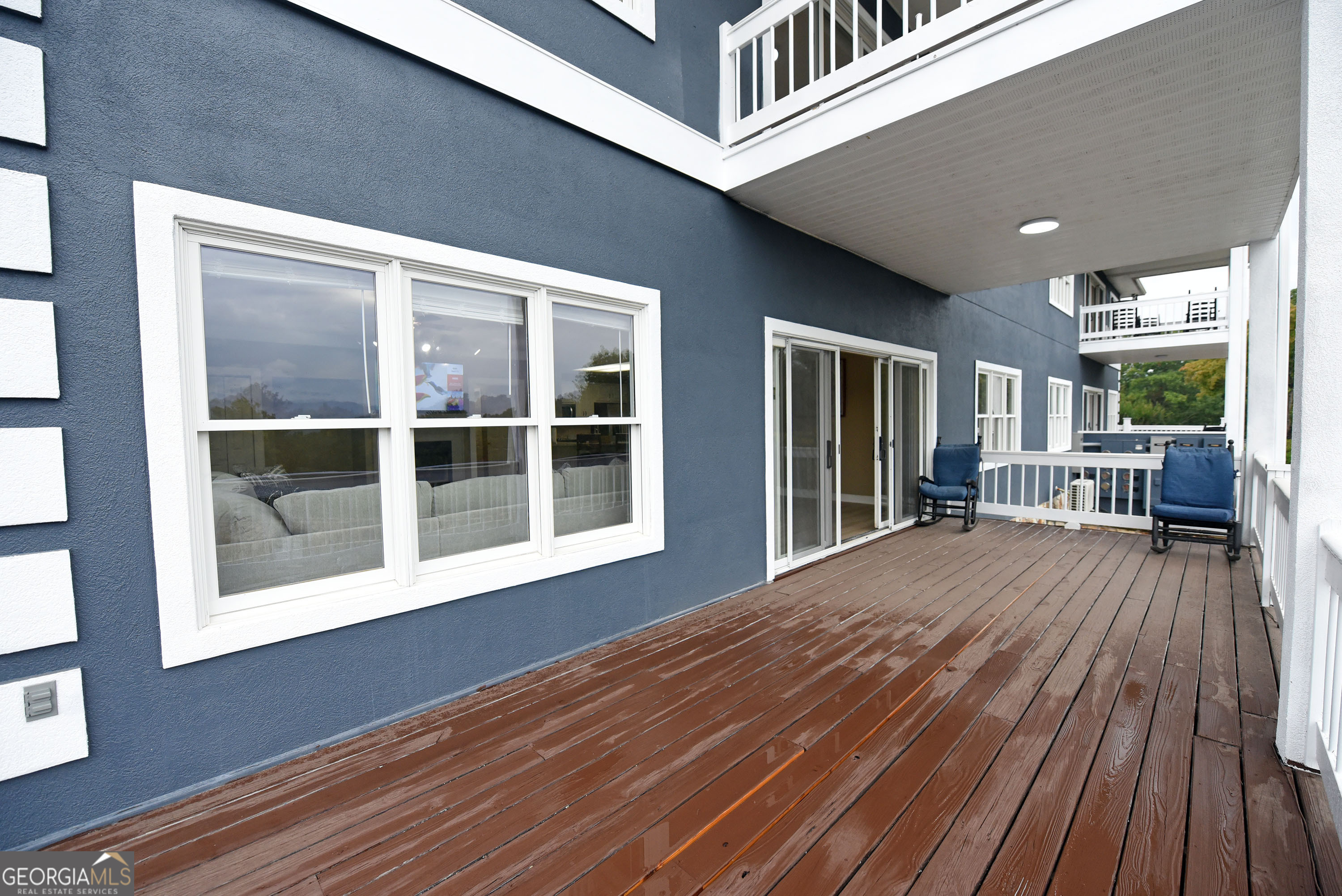 Whitepath Lodge and Resort - Commercial Sale