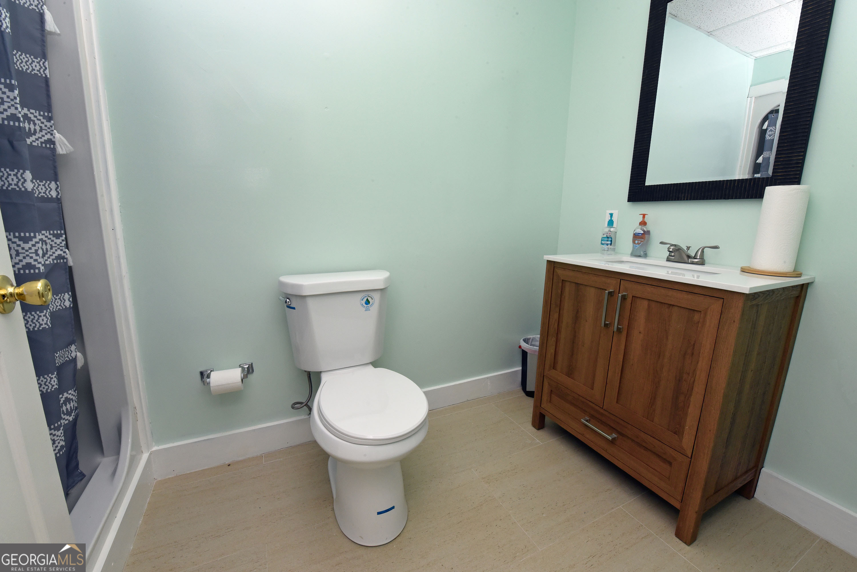 Whitepath Lodge and Resort - Commercial Sale