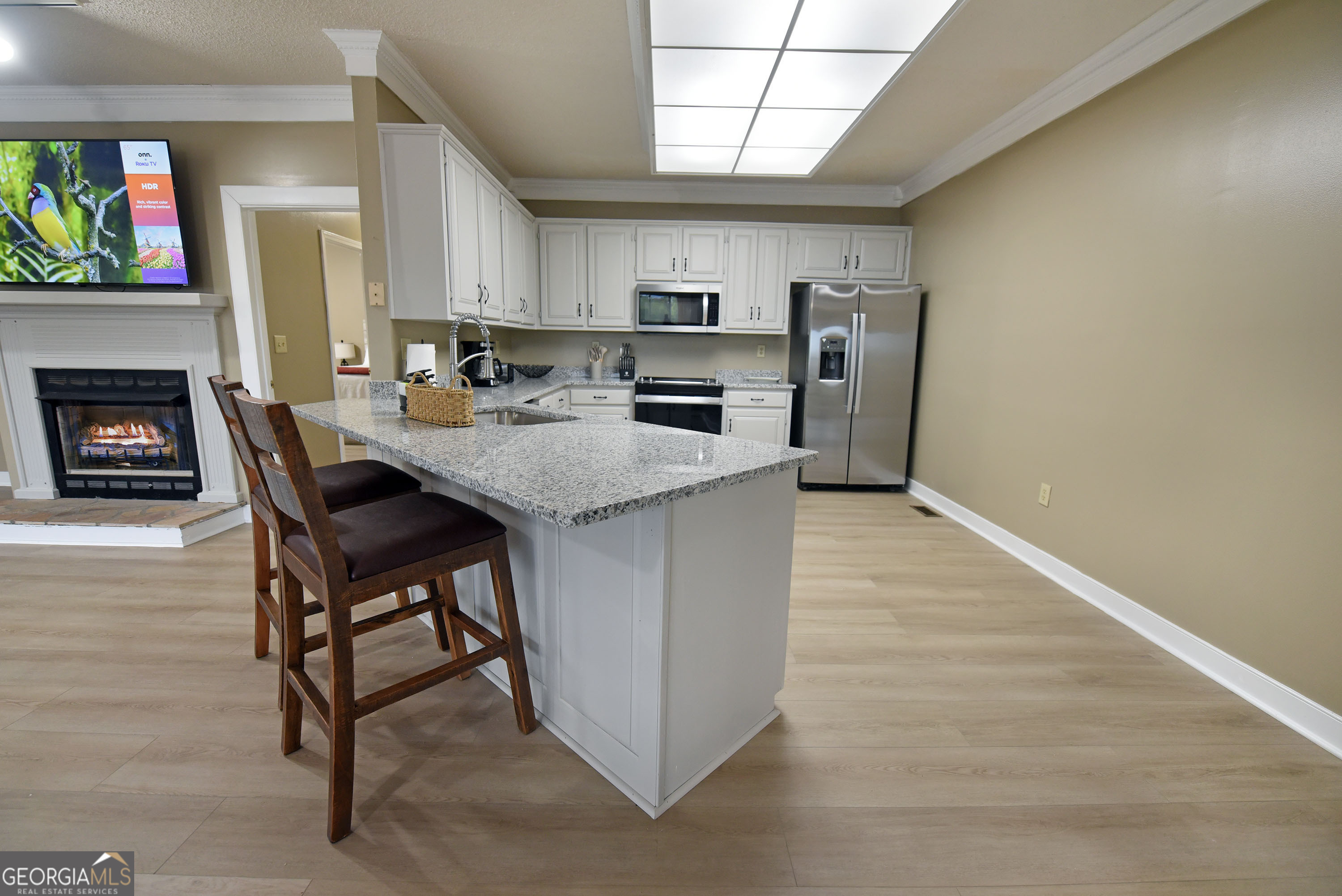 Whitepath Lodge and Resort - Commercial Sale