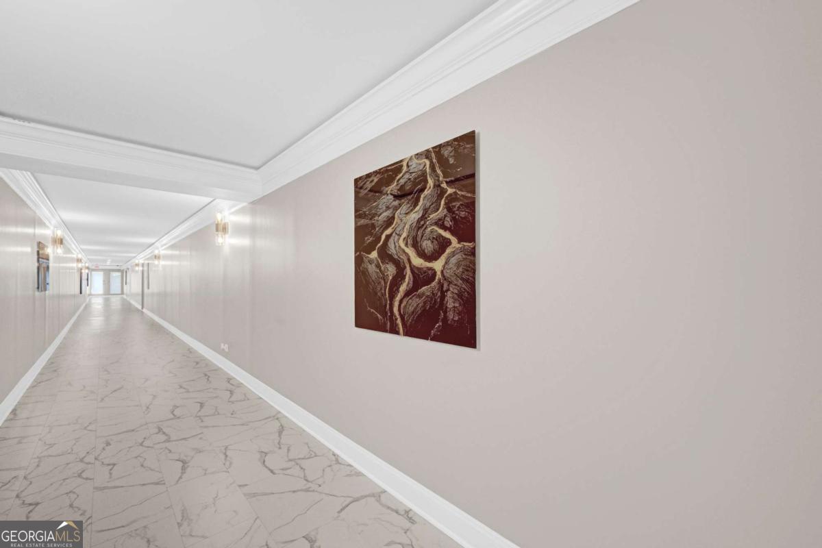 3648 Peachtree RD 4S
