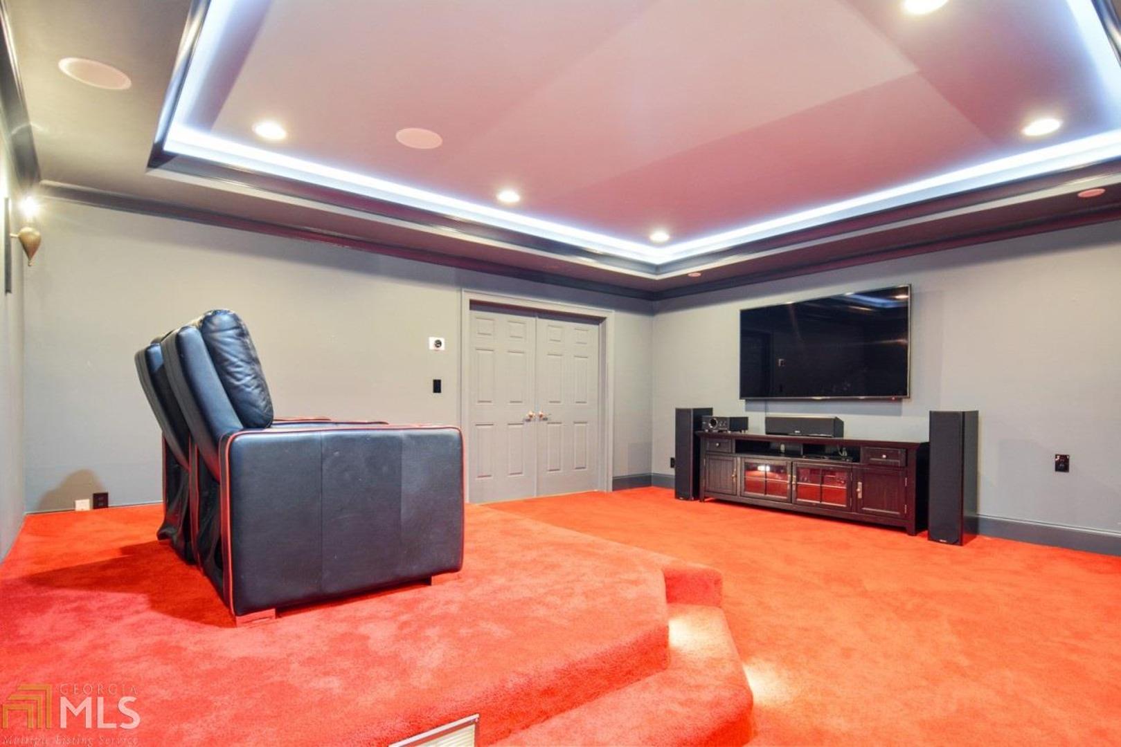 Vinings Estates - Residential