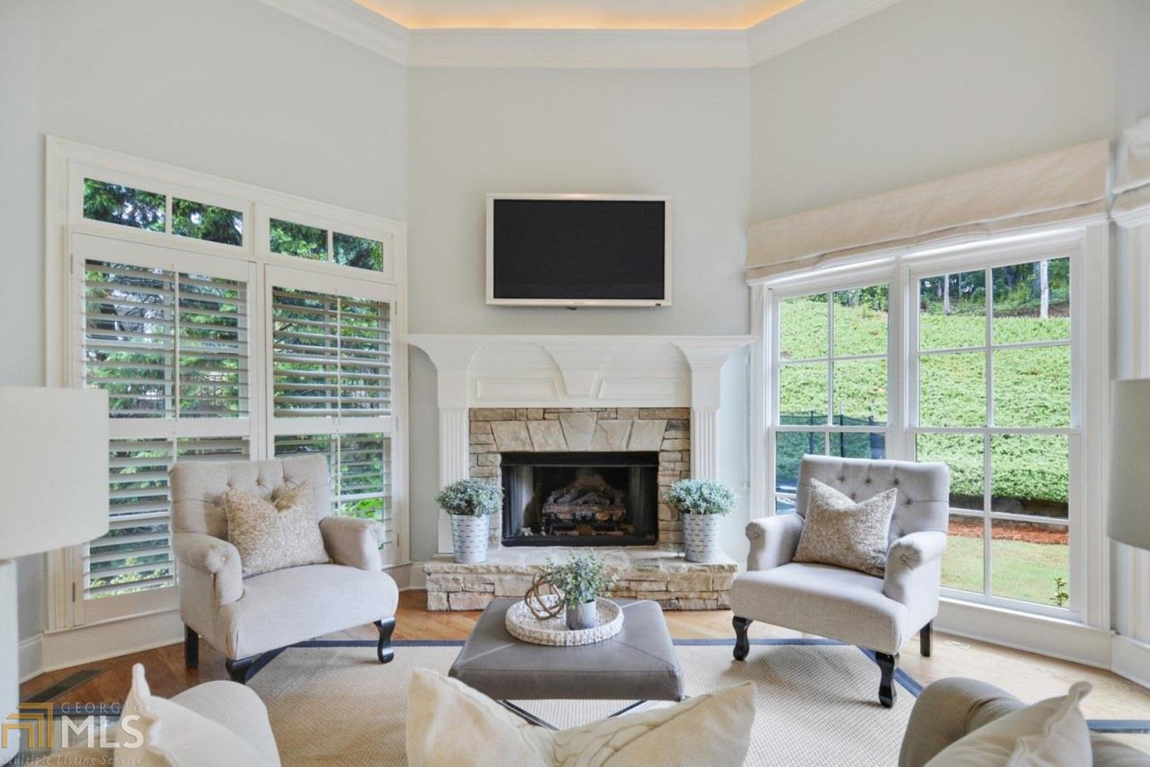 Vinings Estates - Residential